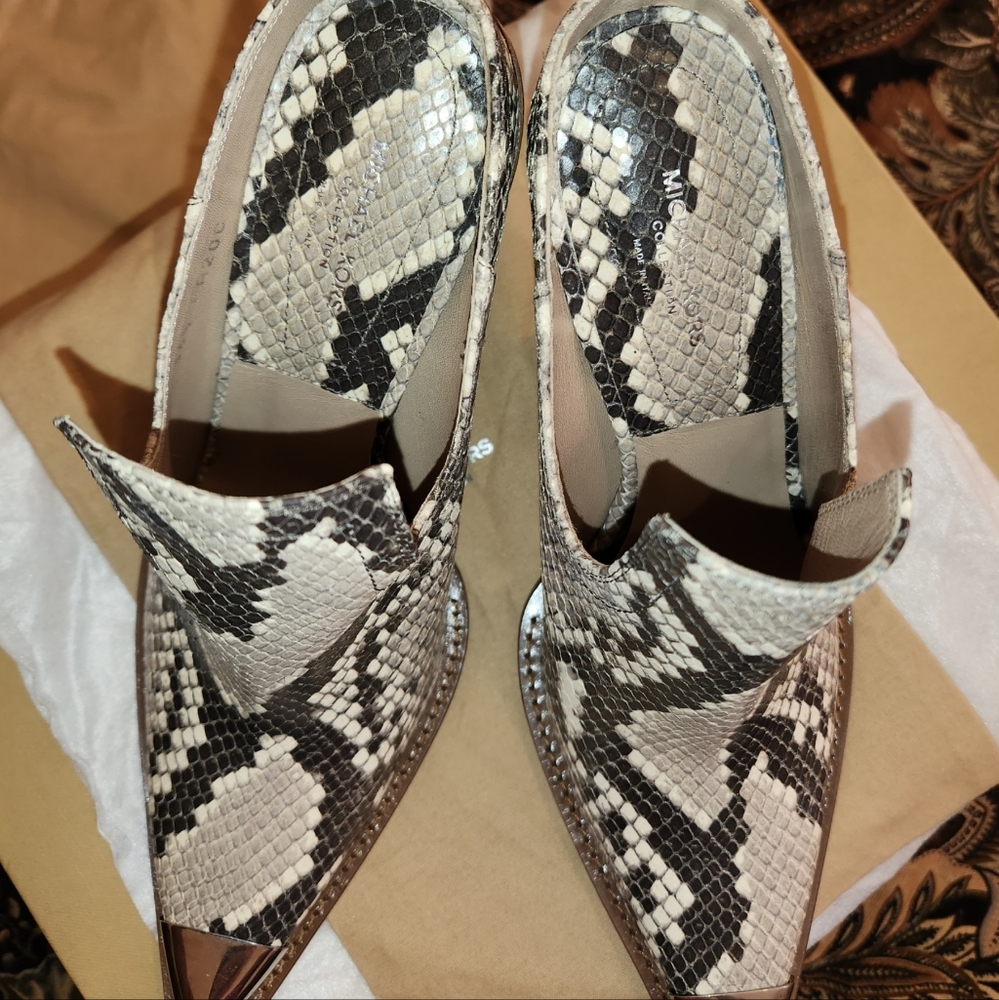 Michael Kors Python Snakeskin Boots US	   EU	     Inches6	     36.5	   8.87 - Picture 10 of 16